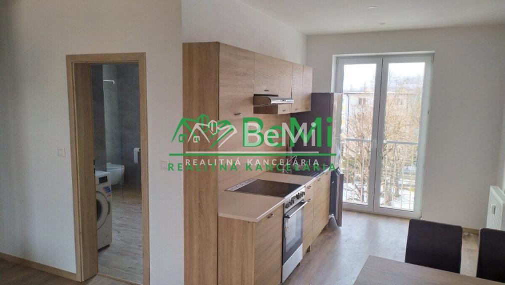 Prenájom slnečného 2i bytu v Kysuckom Novom Meste, 70m2