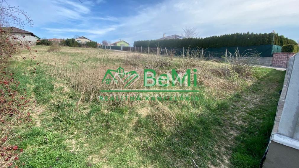 Pozemok so stavebným povolením 713 m2 Lehota pri Nitre ID 380-14-MIG