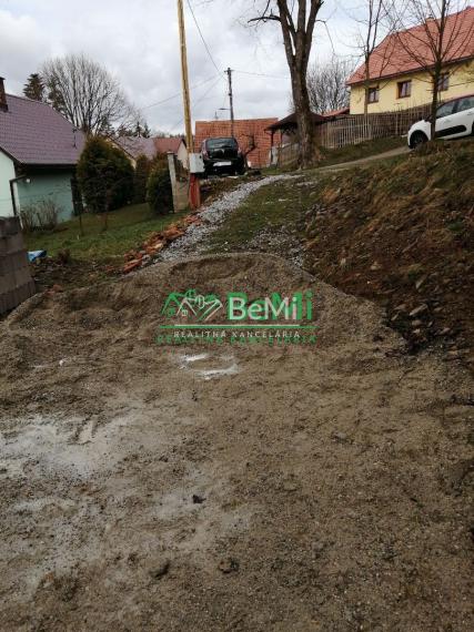 Predaj,  pozemok, 1093m2, Skalité, Okr: Čadca (185-12-MACHa)