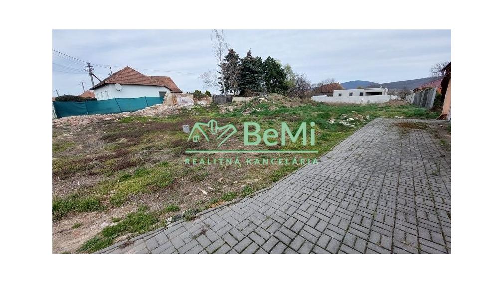 Predaj - stavebný pozemok v obci Oponice - ID - 030-14-ERSE