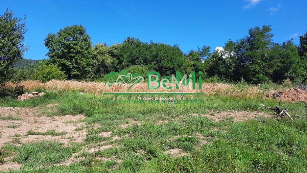 Stavebný pozemok 851 m2 ,Detva