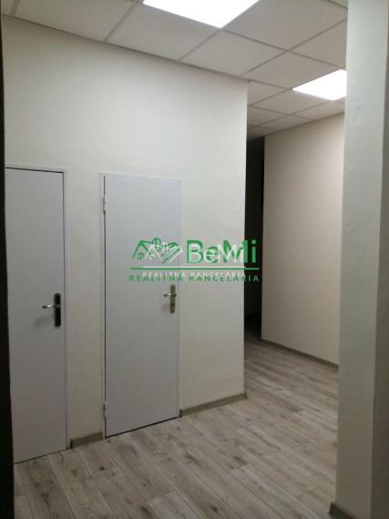 Kancelársky  priestor na prenájom-Lučenec