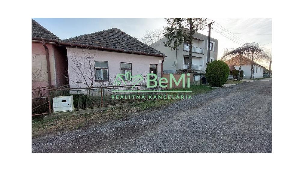 Predaj - starý rodinný dom v obci Radošina ID 118-12-LUGUa