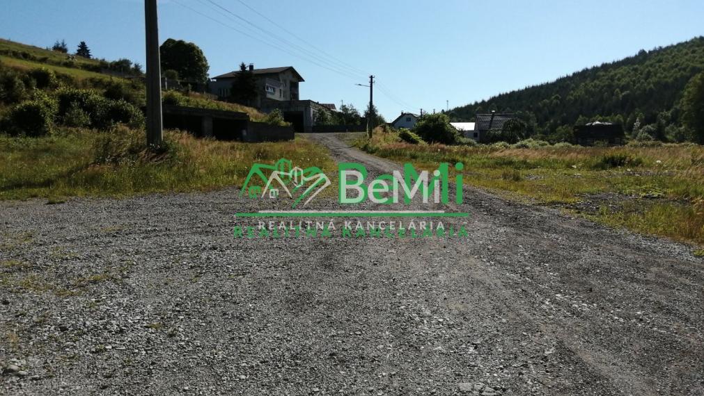 Prenájom pozemku, garážové priestory, 1738m2, Čadca, časť Čadečka (218-24-MACH)