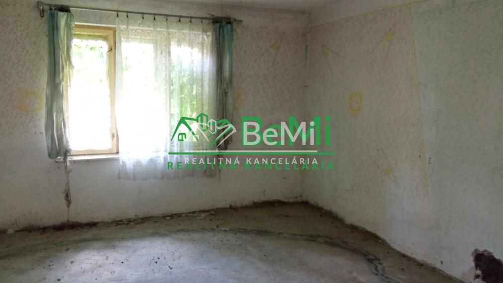 Predaj, vidiecký dom - Čaradice (1128-12-AFI)