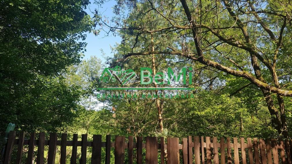 POZEMOK s prekrásnymi výhľadmi...Vyhne (057-14-DAR)