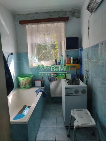 Polyfunkčná budova, 4i byt v Turzovke, okres Čadca, 417m2