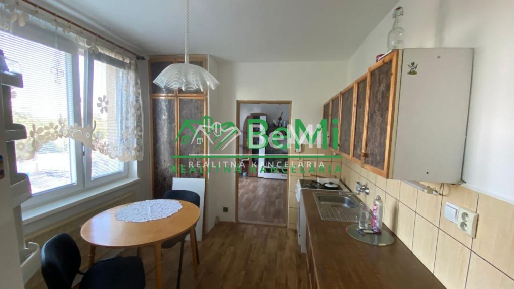 4-izbový byt (predaj/prenájom) 97 m2  Štefanovičová