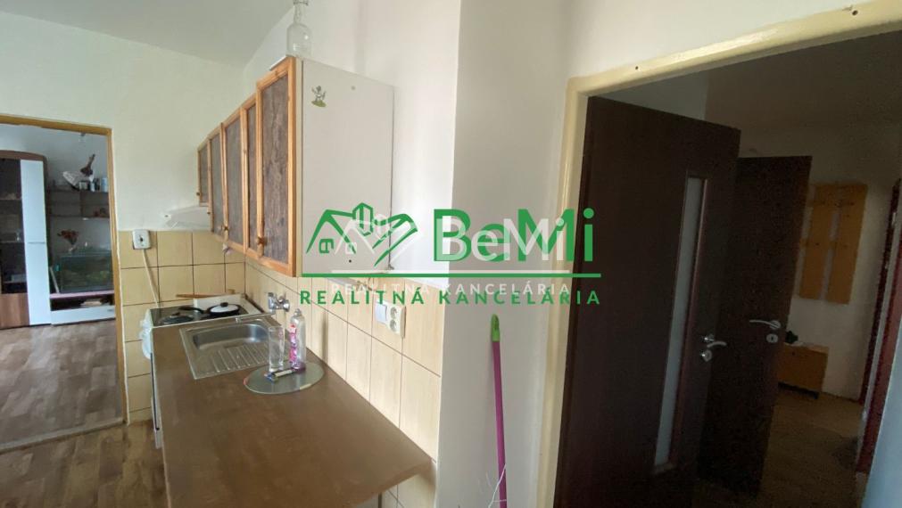 4-izbový byt (predaj/prenájom) 97 m2  Štefanovičová