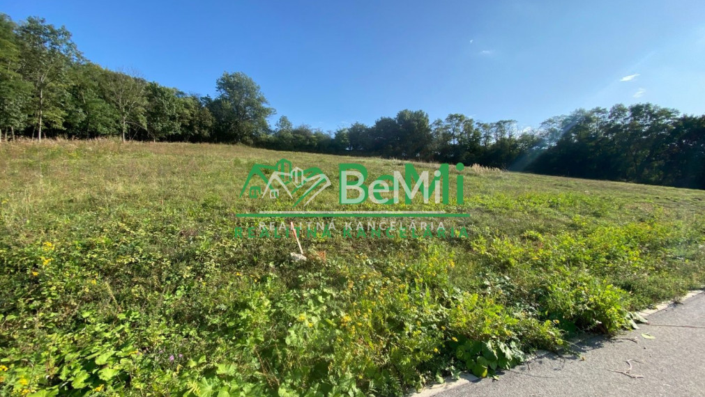 Pozemok 762 m2 Podhorany ID 415-14-MIG