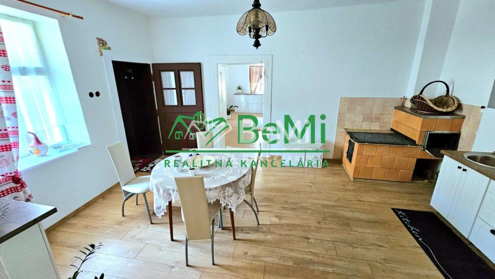 KRÁSNA ROMANTICKÁ CHALUPA V PRÍRODE 1230m2 - NA PREDAJ