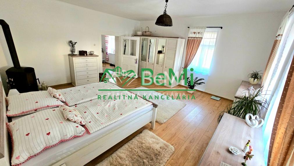 KRÁSNA ROMANTICKÁ CHALUPA V PRÍRODE 1230m2 - NA PREDAJ