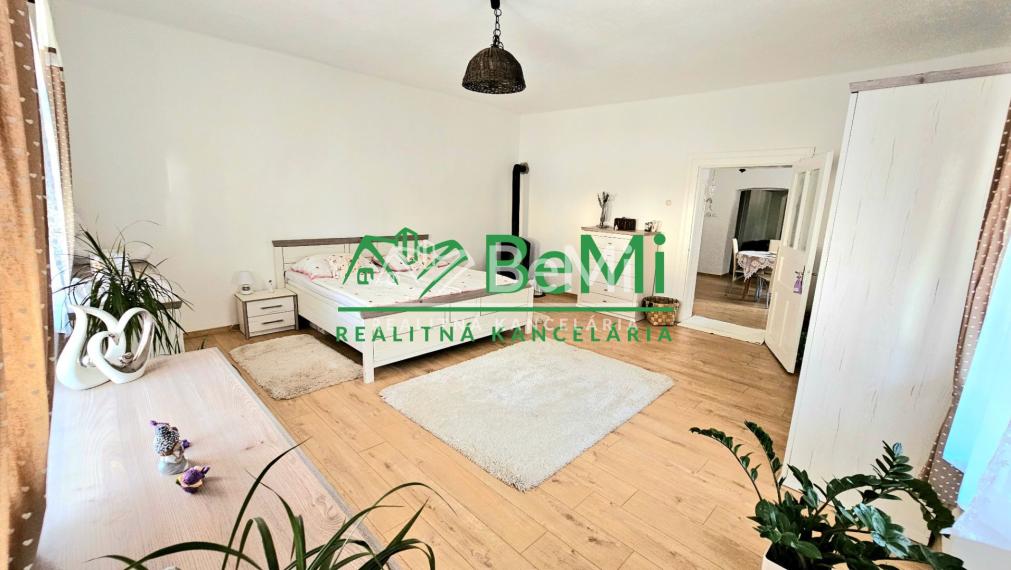 KRÁSNA ROMANTICKÁ CHALUPA V PRÍRODE 1230m2 - NA PREDAJ