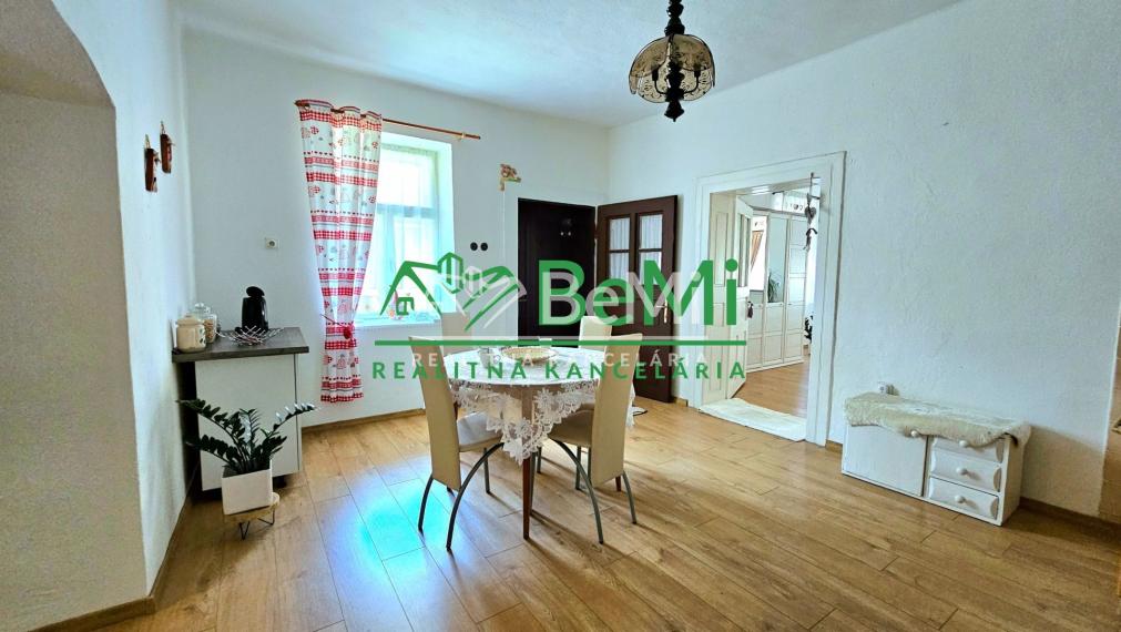 KRÁSNA ROMANTICKÁ CHALUPA V PRÍRODE 1230m2 - NA PREDAJ