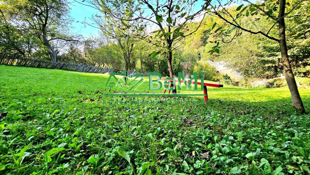 KRÁSNA ROMANTICKÁ CHALUPA V PRÍRODE 1230m2 - NA PREDAJ