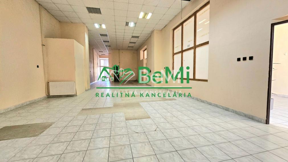 Priestor na Hlavnom námestí -  NA PRENÁJOM