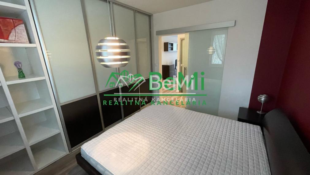 Prenájom 3 izbového bytu Štefániková Michalovce