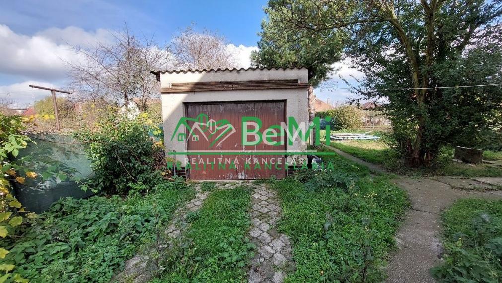 Na predaj - rodinný dom v obci Kovarce - ID 147-12-LUGUa