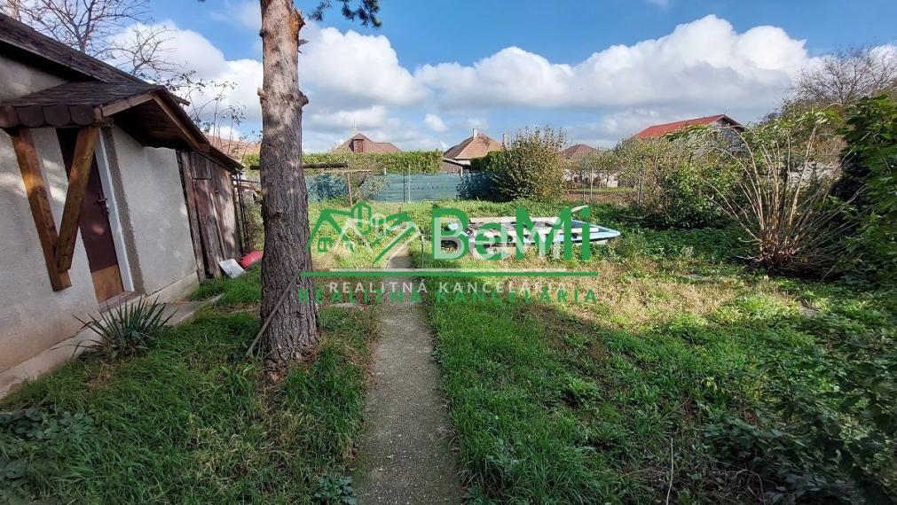 Na predaj - rodinný dom v obci Kovarce - ID 147-12-LUGUa