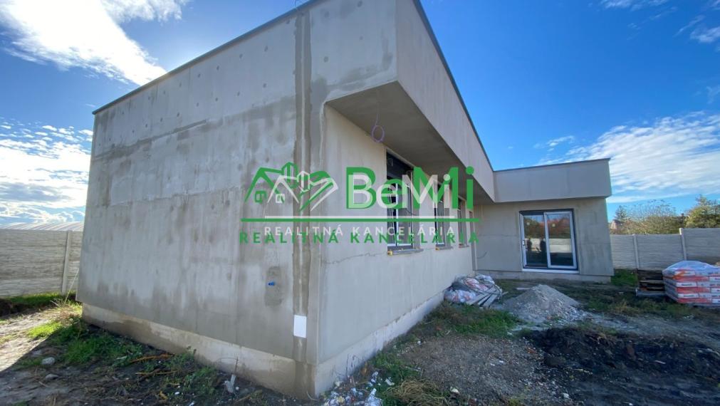 Moderná novostavba , 4 izbový rodinný dom v obci Žihárec ID 422-12-MIG