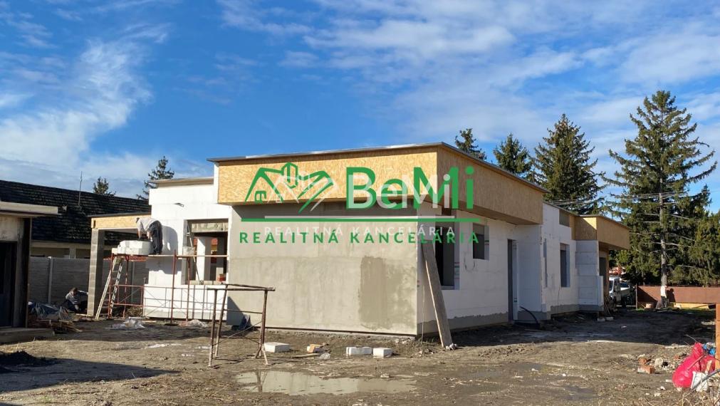 Novostavba , moderný dvojdom v obci Žihárec ID 424-12-MIG