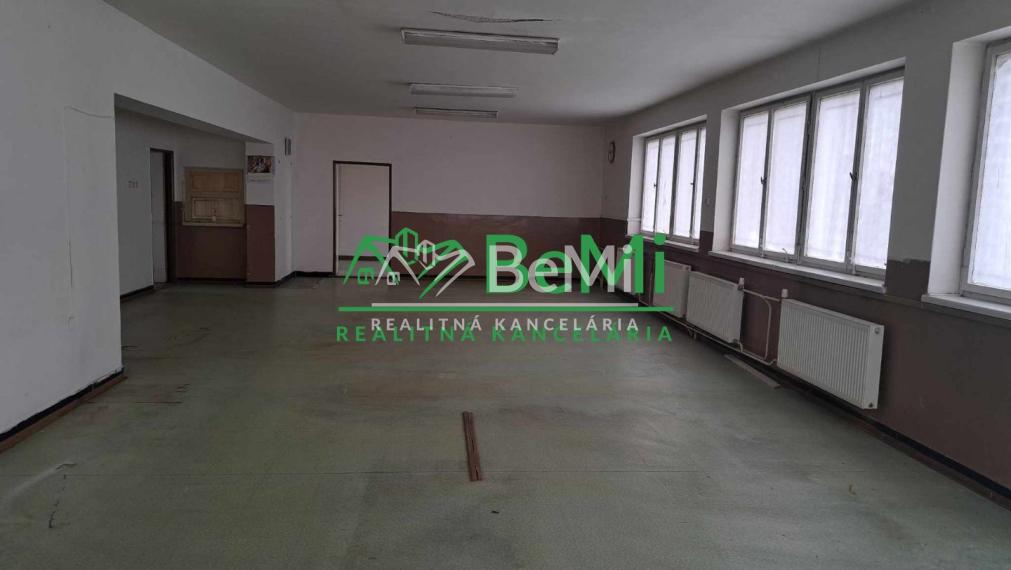 Na Prenájom obchodný priestor - sklad 172-25-MACHO
