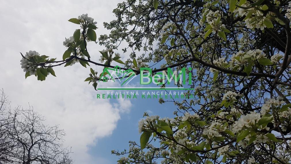 Investičný POZEMOK v centre mesta ...1670m2...Galanta (094-14-DAR)