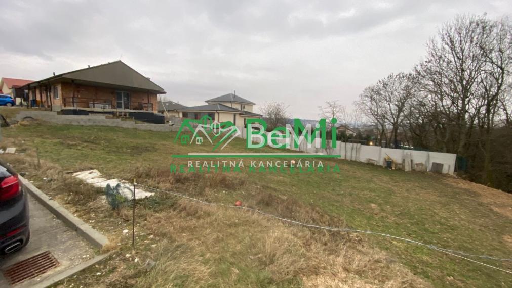 Pozemok Nitra - Štitáre pod lesom 875 m2 ID 445-14-MIG