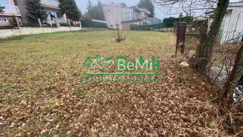 Pozemok Nitra - ZOBOR 805 m2 ID 446-14-MIG