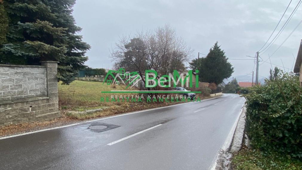 Pozemok Nitra - ZOBOR 805 m2 ID 446-14-MIG