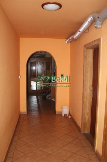 Podnikateľský OBJEKT s bývaním ... Rišňovce (053-15-NASa)