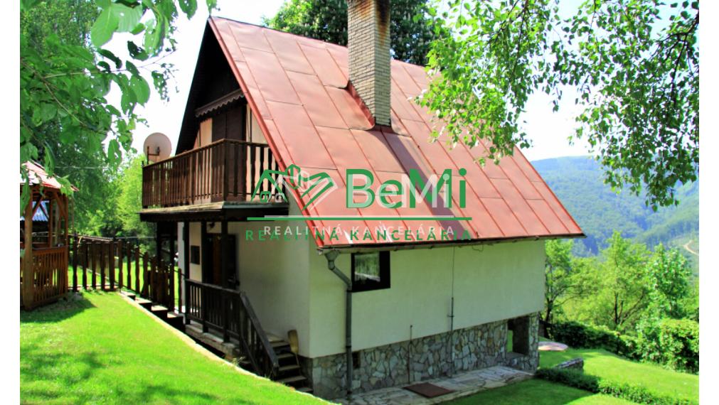 Chata na úplnej samote v lese s vlastnou prístupovou cestou  039-13-MACHO