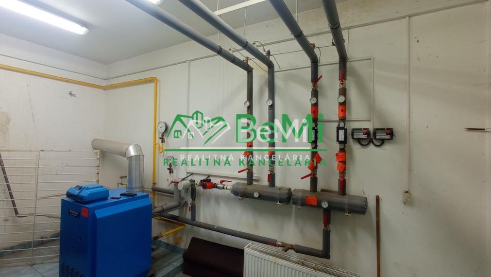 Prenájom, prípadne predaj obchodného priestoru - Levice ( 059-28-DUJU)