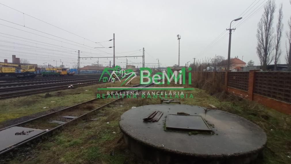 Prenájom, prípadne predaj obchodného priestoru - Levice ( 059-28-DUJU)