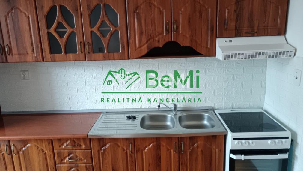 Predaj: 3 izbový byt, 69,66 m2, Čadca ( 230-113-MACHa)