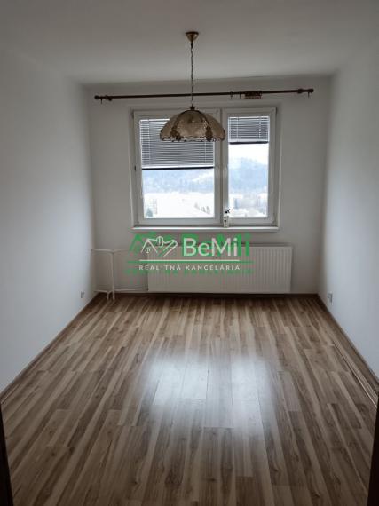 Predaj: 3 izbový byt, 69,66 m2, Čadca ( 230-113-MACHa)