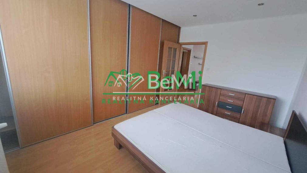 NA Prenájom 2- izbový zariadený byt Melčice Lieskové