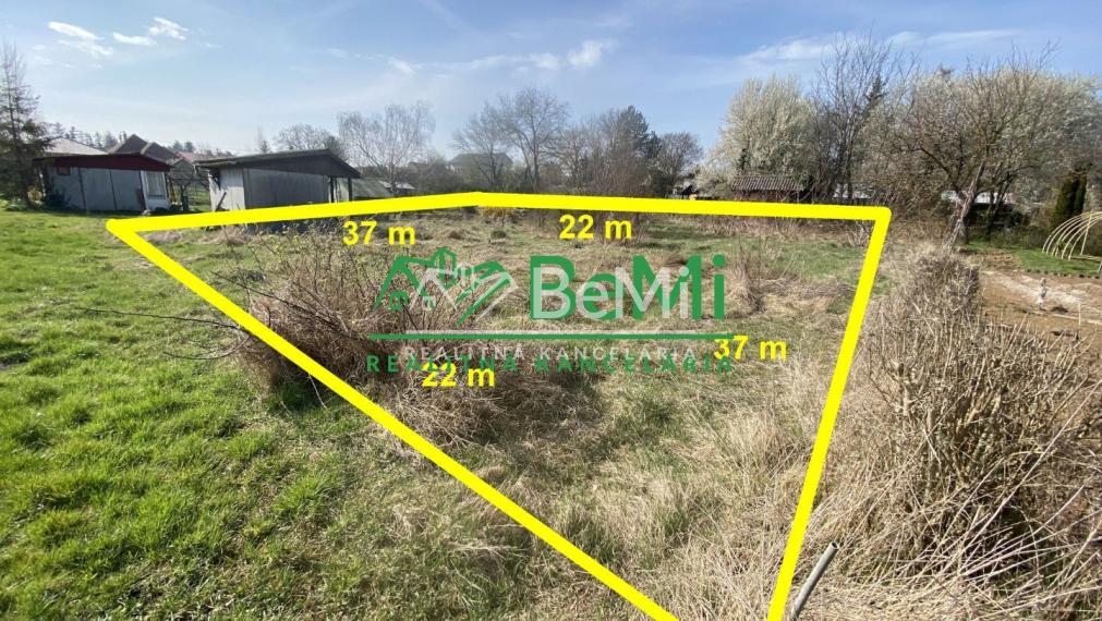 Záhrada  809 m2 Nitra - Kynek ID 466-14-MIGa