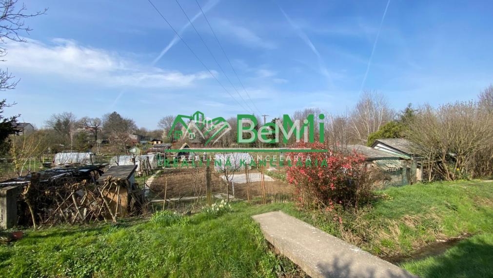 Záhrada  809 m2 Nitra - Kynek ID 466-14-MIGa