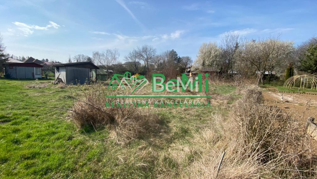 Záhrada  809 m2 Nitra - Kynek ID 466-14-MIGa