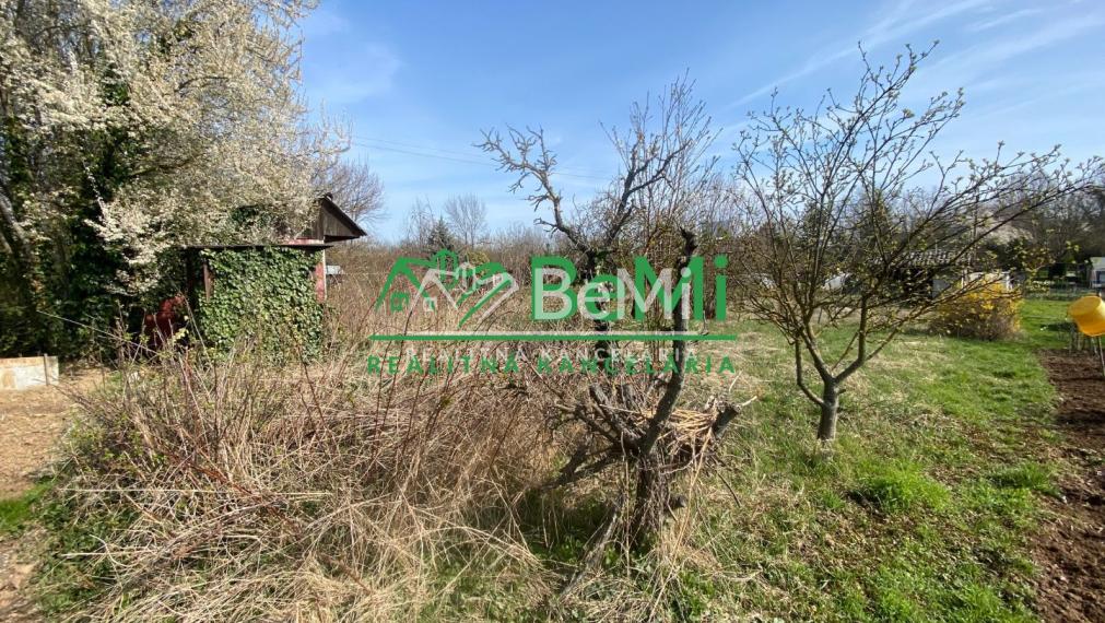 Záhrada  809 m2 Nitra - Kynek ID 466-14-MIGa
