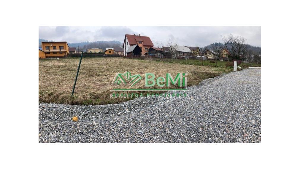 (041-14-JAGAa) Predaj stavebný pozemok  Skalité,okr.Čadca./726m2/.(5)