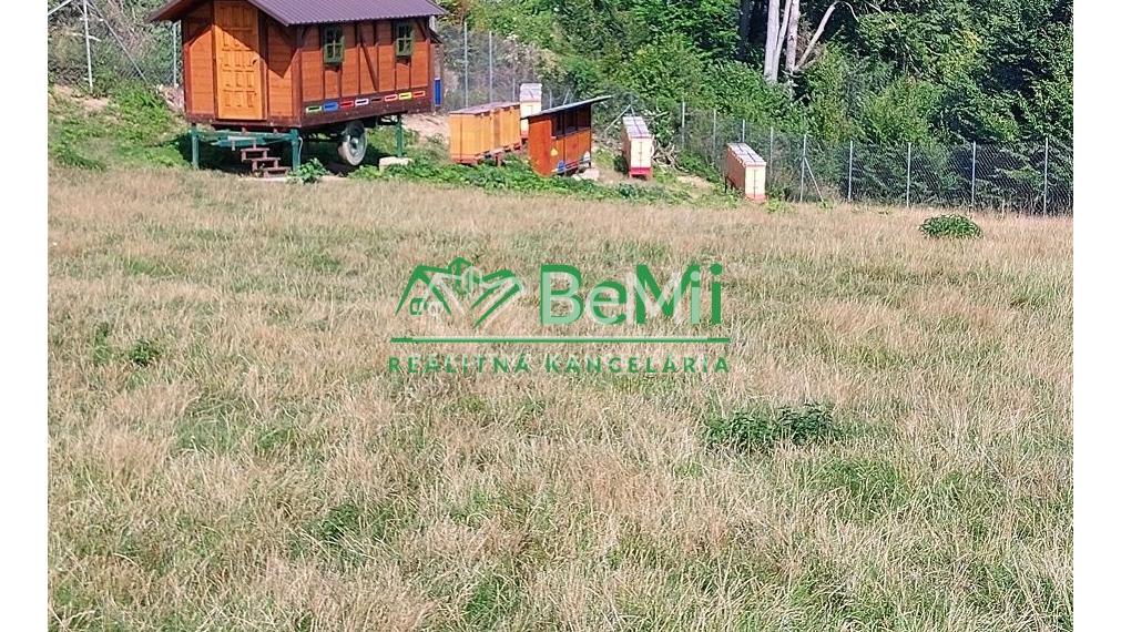 Na predaj veľký stavebný pozemok v lone prírody - Radobica