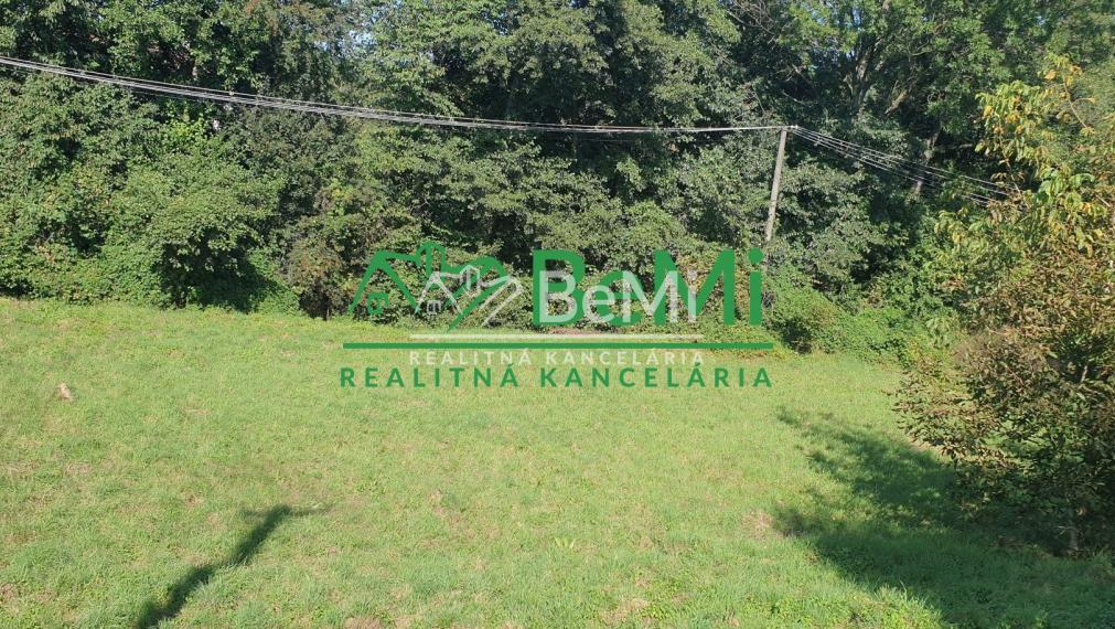 POZEMOK pre váš dom...950m2...Krnča  (097-14-DARE)