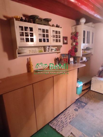 Rekreačná chalupa Kolárovice, okres Bytča, 351m2