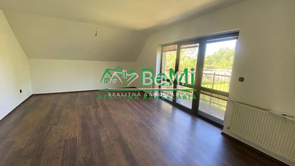 6 izbový rodinný dom pozemok 1 952 m2 Dolný Ohaj ID 482-12-MIG