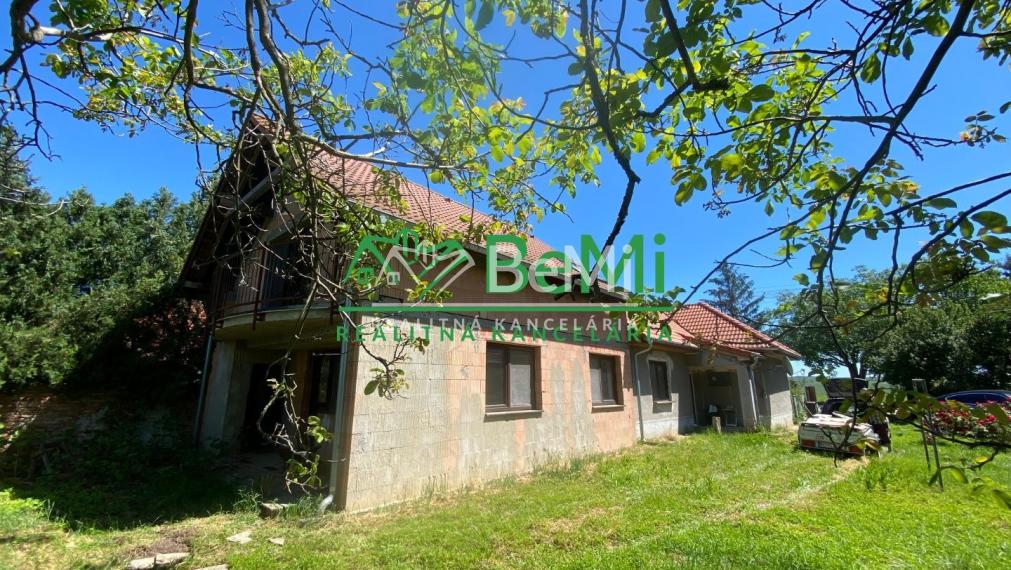 6 izbový rodinný dom pozemok 1 952 m2 Dolný Ohaj ID 482-12-MIG