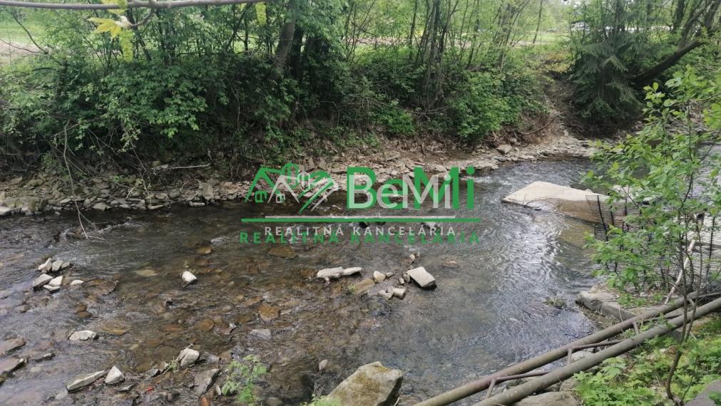 Na predaj pozemok pod rodinný dom v Oravskom Veselom