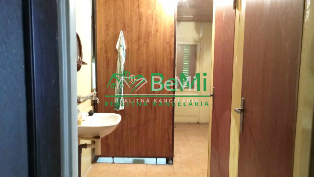 Predaj pohostinstva - Veľké Kozmálovce ( 009-18-HEKAa )