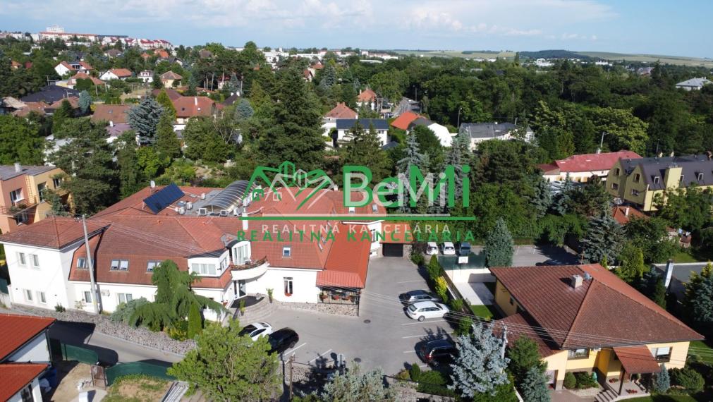 Hotel s reštauráciou v lukratívnej časti Nitra – Zobor                                 013-18-DABA